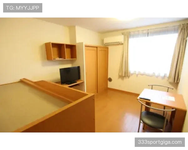 蔡赟家里那冰箱比我房租还贵,怎一个奢侈了得 蔡赟家里那冰箱比我房租还贵,怎一个奢侈了得